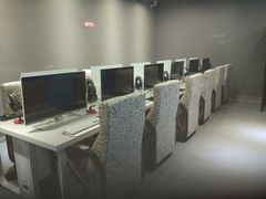 -网鱼网咖·电竞(南开百脑汇店)