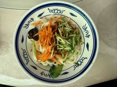 -天天向上素食餐厅(五台山店)