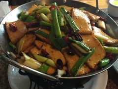 -严记小天府酸菜鱼(西四路店)