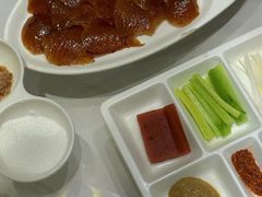 -皇城根·鲁菜济南菜·吊炉烤鸭·炒鸡鱼头(济南旗舰店)