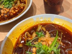 -遇见小面(东方宝泰店)