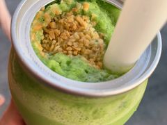 -蔻蔻椰·鲜萃椰子水(欢乐港湾店)