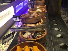 -海吃海喝海鲜烤肉餐厅