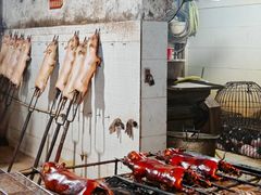 -黄记四更烤乳猪店