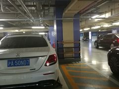 -上海来福士广场-停车场