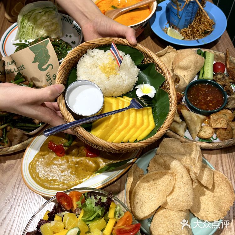 基本每样菜品都不踩雷，适合小姐妹聚会，情侣约会