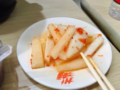 -爆炸头阿姨小四川正宗川味小吃(无任何分店)