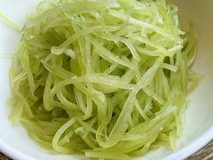 -琥珀老六龙虾(四里河店)