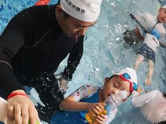 -小蓝鲸游泳培训基地(积水潭店)