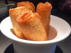 -蝴蝶里·粤菜·点心(滨江龙湖店)