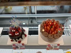 -花花卷卷·鲜食蛋糕(静安久光百货店)