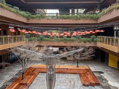 -瑞虹新天地月亮湾