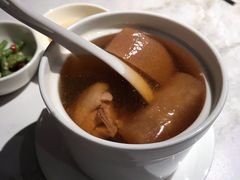 贝母炖雪梨-柴门头啖汤·经典川菜·慢火汤品(锦城万达店)