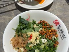 -忘情水鱼头·鲜鱼火锅(滨江中路店)