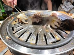 -明洞阿姨·韩式酱蟹烤肉·创意料理(三元桥店)