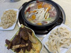 -九寨特色牦牛肉汤锅 羊肉汤锅