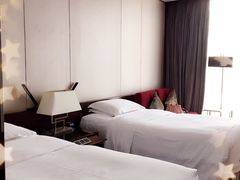 -广州天河希尔顿酒店