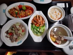 -美福月国际月子会所(银川店)