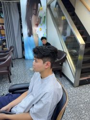 -藤野造型专业烫染接发