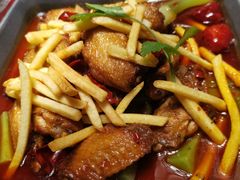 -辣尚瘾·烤鱼·新川菜(交大直营店)