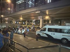 -上海游泳馆(地铁站)