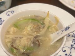 -龙悦湾酒家·八阵鱼生·渔人码头店