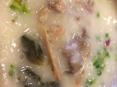 皮蛋瘦肉粥-大师傅粥品(埃华街)