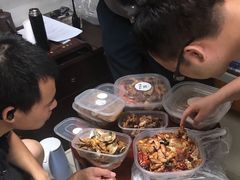 -日进一片海.生腌海鲜火锅.宵夜烧烤(三里屯总店)
