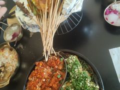 -何师烧烤Pro ·江湖川菜·小龙虾·精酿啤酒(太古里旗舰店)