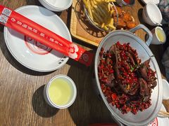 -叶派龙虾•招牌香辣蟹·海鲜(中海国际店)