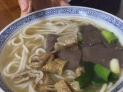 -锦泓老字号猪脏粉(东联大厦店)