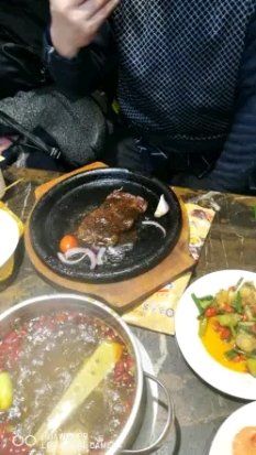 -吉布鲁牛排海鲜自助(武侯泛悦国际店)