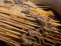 -拈签一笑黄牛肉辣卤串串