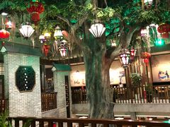 -忆江南·临江鱼馆