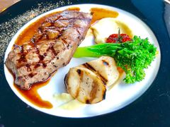 安格斯牛排7分熟-Kathleen's Waitan 凯圣琳江景西餐厅(外滩店)