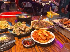 -蚝堡海鲜·威海菜·海肠捞饭·烧烤·亚洲吃蚝公司(幸福门店)
