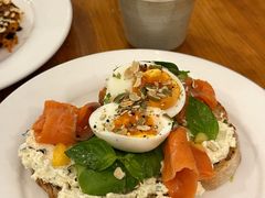 烟熏三文鱼吐司-Egg•Allday Brunch(襄阳北路店)