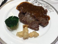 -万龙洲海鲜(大兴绿地缤纷城店)