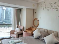 -雪梅月子中心(华侨城店)