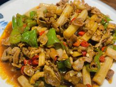 藕带炒鸡杂-民间瓦缸煨汤館(嵩山路店)
