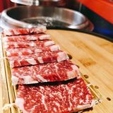 大口吃肉！干干干！ 就来瞳瞳瞳[加油]