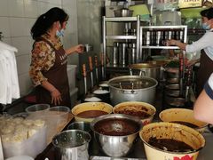 -珀玉莲花白米线店