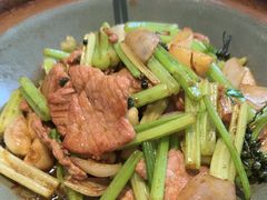 -吕氏焗小鲜•海鲜青岛菜(总店)