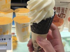 -喜茶(杭州滨江宝龙店)