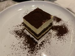 -必胜客(东大桥店)