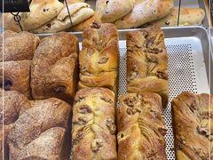 -Dough&Joe团憩(瑞虹天地月亮湾店)