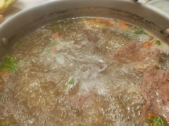 -菌子鲜汤野生菌锅