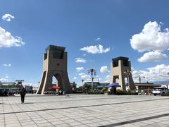 -霍尔果斯国门景区