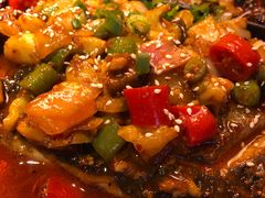 -鸣记脆皮烤鱼·海鲜烤鱼(三八广场店)