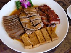 -麓湖高尔夫球俱乐部